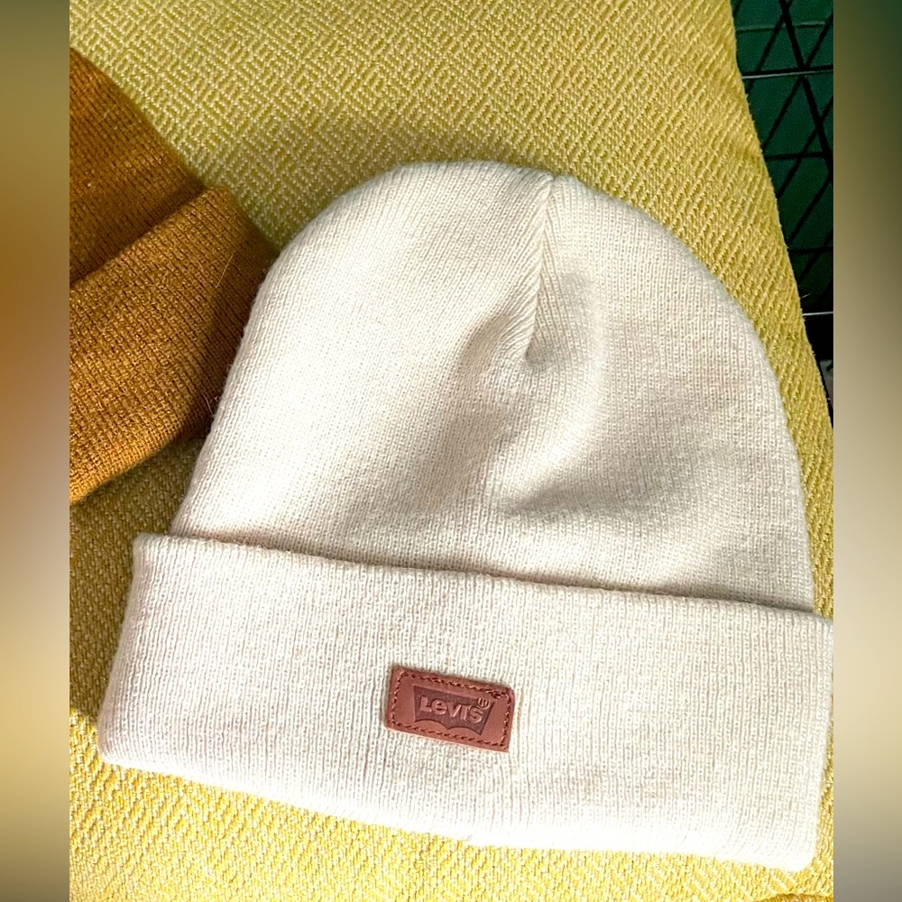 Levi’s beanie